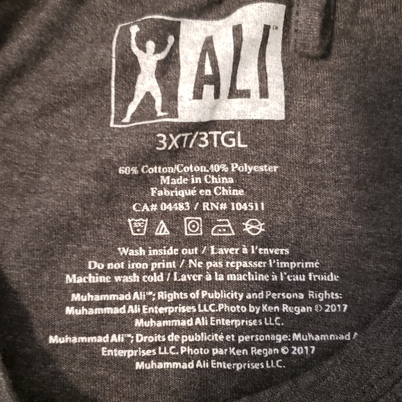 VTG Mohammed Ali Long Sleeve Shirt Float Like A Butterfly Sting Like A Bee - Picture 4 of 4